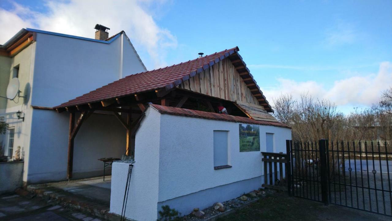 Ferienhof-Rietschen-Neuliebel Esterno foto